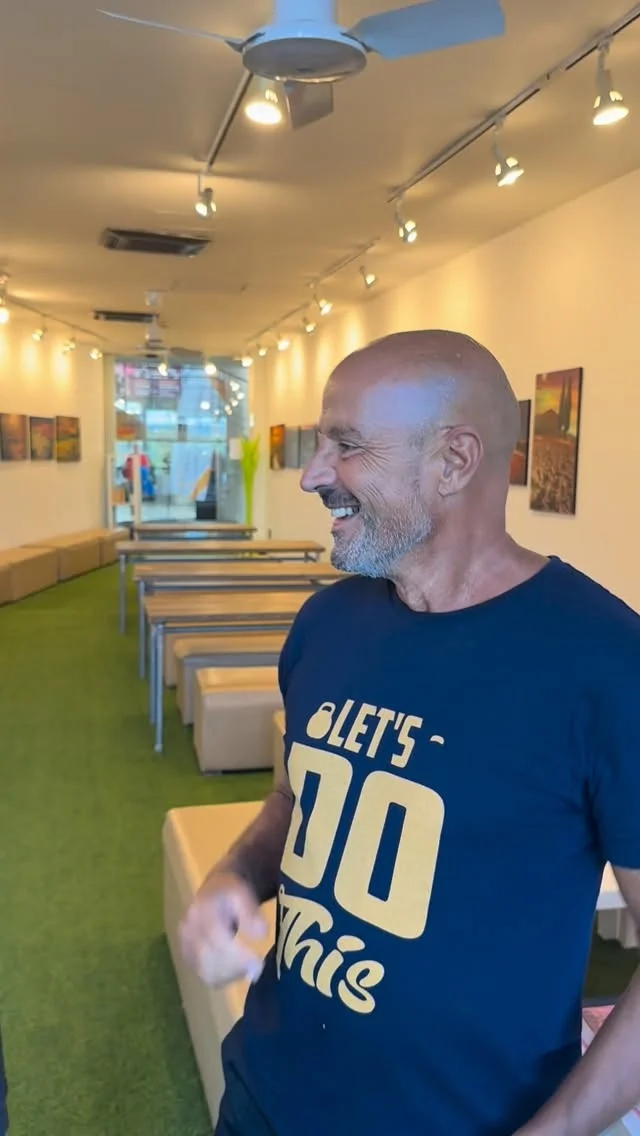 🎉 𝗩𝗘𝗡𝗧’𝗔𝗡𝗡𝗜 𝗛𝗜𝗗𝗥𝗢𝗡
Visto le tante richieste… ci teniamo a dirvelo forte e chiaro:

🧡 𝗖’𝗘̀ 𝗣𝗢𝗦𝗧𝗢 𝗣𝗘𝗥 𝗧𝗨𝗧𝗧𝗜!

Le prenotazioni anticipate per l’apericena sono volate via?
Tranquilli! ✋ Da domani mattina alle ore 08:00 si apre la seconda tranche per prenotare i posti rimanenti.
E se non trovate posto a cena… 𝗶𝗹 𝗱𝗼𝗽𝗼𝗰𝗲𝗻𝗮 𝗲̀ 𝗮𝗽𝗲𝗿𝘁𝗼 𝗮 𝘁𝘂𝘁𝘁𝗶!

📲 𝗣𝗥𝗘𝗡𝗢𝗧𝗔𝗭𝗜𝗢𝗡𝗜 𝗧𝗥𝗔𝗠𝗜𝗧𝗘 𝗔𝗣𝗣 𝗛𝗜𝗗𝗥𝗢𝗡
Ecco come funziona 👇

1️⃣ APERICENA
•⁠ ⁠Prenotazione per tutti dal 7 ottobre alle 08:00
✅ Chi si prenota per l’apericena ha già incluso il dopocena!

2️⃣ SOLO DOPOCENA
•⁠ ⁠Prenotazione sempre attiva dal 7 ottobre alle 08:00

⏳ 𝗧𝗨𝗧𝗧𝗘 𝗟𝗘 𝗣𝗥𝗘𝗡𝗢𝗧𝗔𝗭𝗜𝗢𝗡𝗜 𝗦𝗜 𝗖𝗛𝗜𝗨𝗗𝗢𝗡𝗢 𝗜𝗟 𝟵 𝗢𝗧𝗧𝗢𝗕𝗥𝗘 𝗔𝗟𝗟𝗘 𝟭𝟮:𝟬𝟬

👥 VUOI PORTARE UN AMICO?
Ogni abbonato può essere accompagnato da un ospite.
🕐 Basta comunicarlo alla reception di Hidron il giorno 9 ottobre, dalle 08:00 alle 12:00 salvo esaurimento posti disponibili.