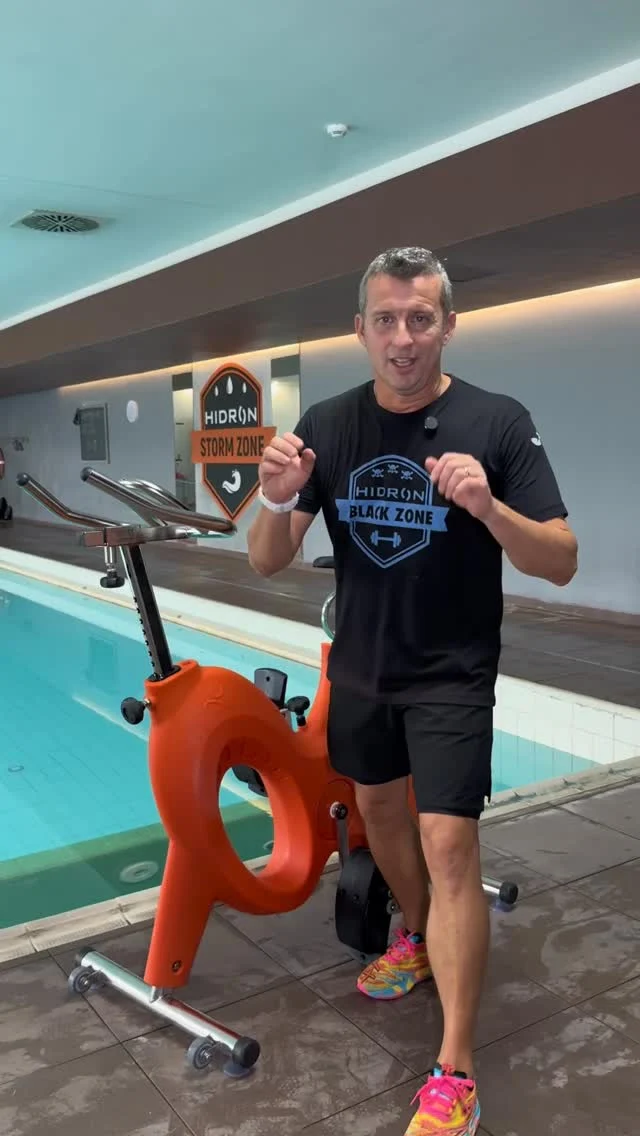 Molti di voi le hanno già provate e apprezzate durante i nostri corsi di Aqua Bike…
ma per l’occasione vogliamo essere sicuri che tutti possiate utilizzarle al meglio!

Ecco una breve spiegazione su come regolare correttamente la bike prima dell’esercizio:
così sarete pronti a godervi l’allenamento al massimo e in totale efficacia.

E come sempre… vi aspettiamo in acqua!💦