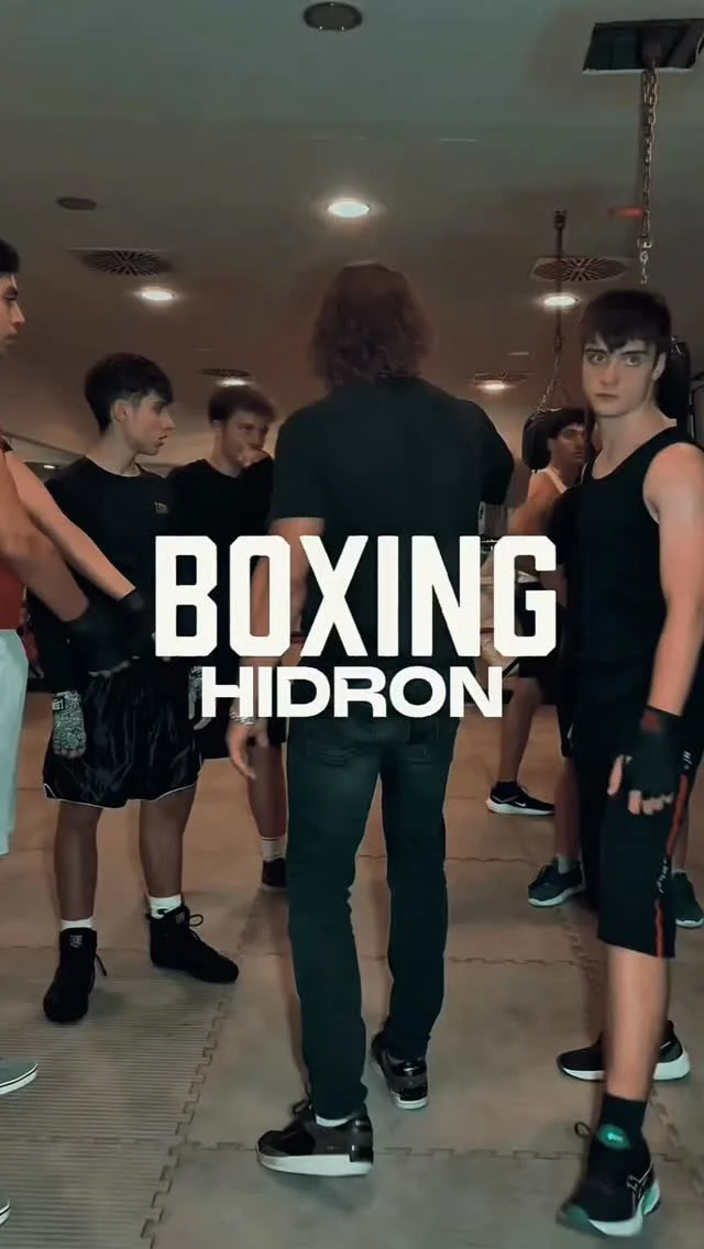 Scopri le 𝗰𝗹𝗮𝘀𝘀𝗶 𝗱𝗶 𝗕𝗢𝗫𝗘 𝗛𝗶𝗱𝗿𝗼𝗻, aperte a tutte le età e incluse negli abbonamenti Hidron con accesso ai corsi di gruppo della zona fitness! 💥

👊 𝗖𝗹𝗮𝘀𝘀𝗶 𝗢𝗣𝗘𝗡:
📅 Martedì e giovedì
🕕 Alle 18:00

🥇 𝗢𝗩𝗘𝗥 𝟭𝟴
📅 Lunedì, mercoledì e venerdì
🕢 Alle 19:30

📍 Hidron - Via di Gramignano, Campi Bisenzio