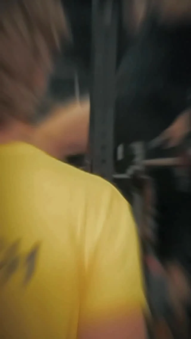 𝗙𝘂𝗻𝗰𝘁𝗶𝗼𝗻𝗮𝗹 Hidron: uno dei corsi più seguiti del palinsesto.

Allenamenti ad alta intensità, pensati per chi cerca un mix efficace tra forza, resistenza e coordinazione.

📍 Zona Cross Training
📅 Dal lunedì al venerdì
🕖 16 classi settimanali, dalla mattina presto (7:00) fino alle 19:00

Ogni lezione è guidata dai nostri trainer e adattabile a diversi livelli di preparazione.