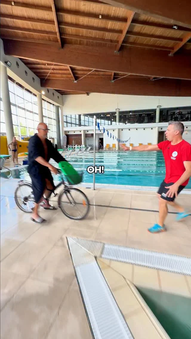 Con l’arrivo della bella stagione tornano i corsi di Hidro Bike Outdoor di Hidron ☀️

Pedali in acqua, musica alta, sole addosso e e una sensazione bellissima appena finisce la lezione 💙

E diciamolo:
fare fatica in costume… ha tutto un altro sapore 😏

🌿 Piscine esterne
🎶 Musica
💦 Allenamento super completo
☀️ Atmosfera estiva inclusa

Chi l’ha provata lo sa già.
Per gli altri non resta che scoprirlo… 🥰