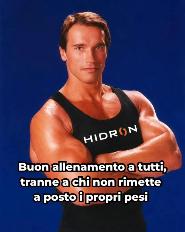 Visto che sono le 18:30, tagga il criminale che non rimette mai i pesi ⛓️🚨