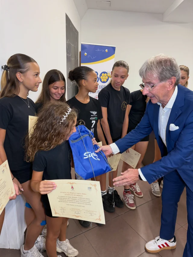 Sabato 12 settembre Hidron ha ospitato una mattinata di confronto dedicata a chi lo sport lo vive ogni giorno: società, tecnici, professionisti e atleti del nostro territorio.

Un grazie speciale alla Misericordia di Campi Bisenzio e agli Ambulatori della Misericordia, con cui abbiamo condiviso l’organizzazione dell’evento, e al Comune di Campi Bisenzio per il patrocinio e il sostegno.

E grazie soprattutto alle società sportive che hanno partecipato: perché creare momenti di confronto come questo significa investire nella salute degli atleti, nella prevenzione e nella crescita dello sport sul territorio.

A chiudere la mattinata, il Premio «La Miglior Genia 2026», dedicato agli atleti delle società partecipanti. 🏆

Una bella giornata di sport, ma soprattutto di collaborazione.

Fare sport significa anche imparare a prendersi cura di chi lo pratica. 💙